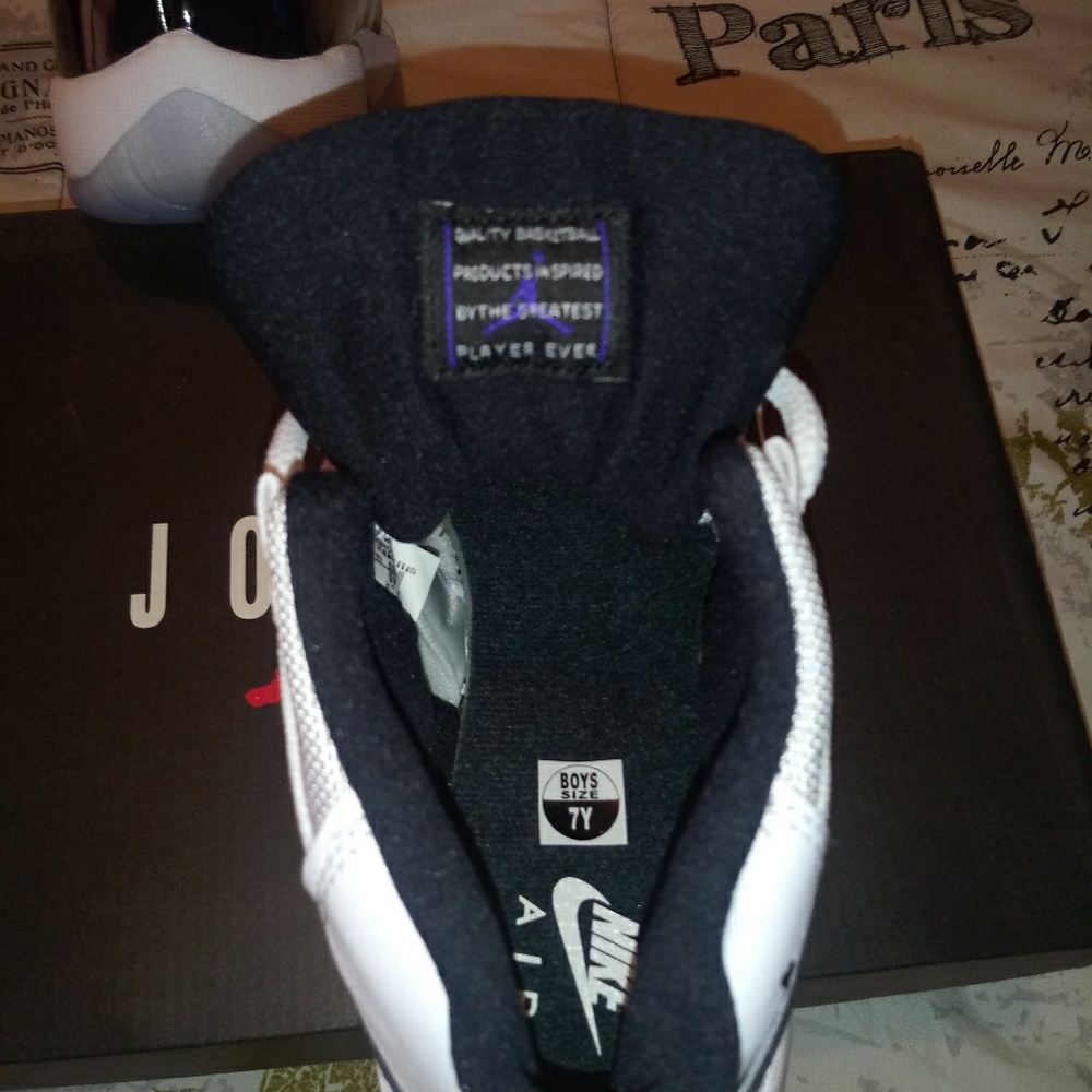 Jordan Retro 11 Concord - Picture 8 of 8